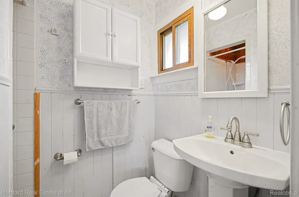 41131 S Mcmahon Circle Novi City MI 48375