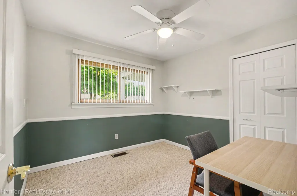 41131 S Mcmahon Circle Novi City MI 48375