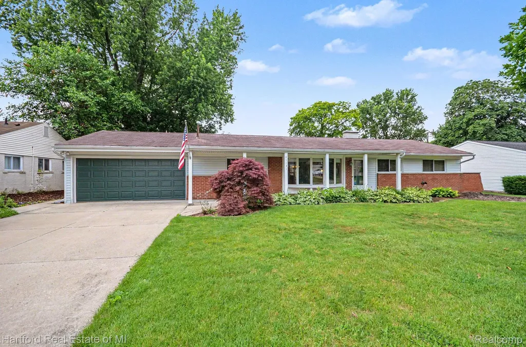 41131 S Mcmahon Circle Novi City MI 48375