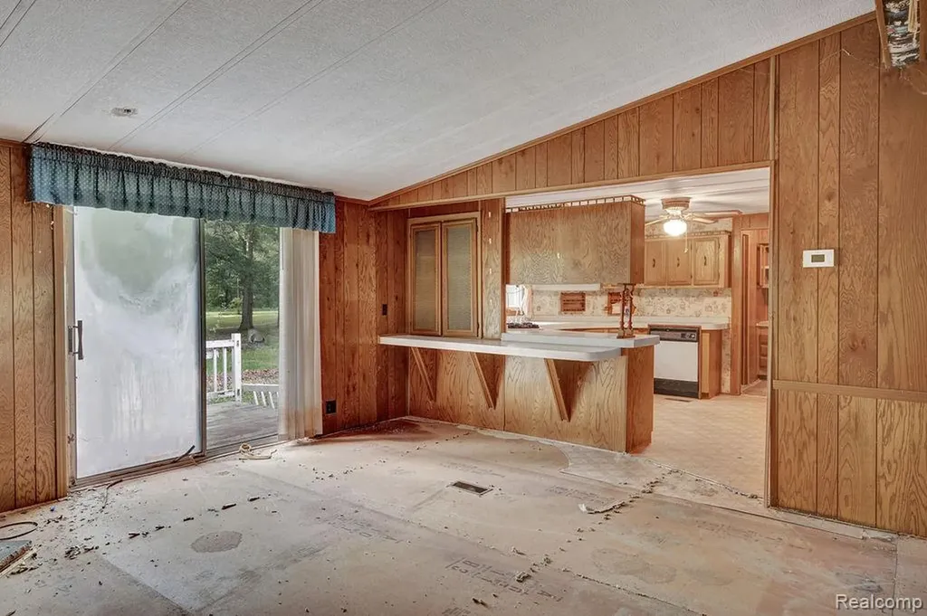 4137 Port Austin Road Lake Township MI 48725