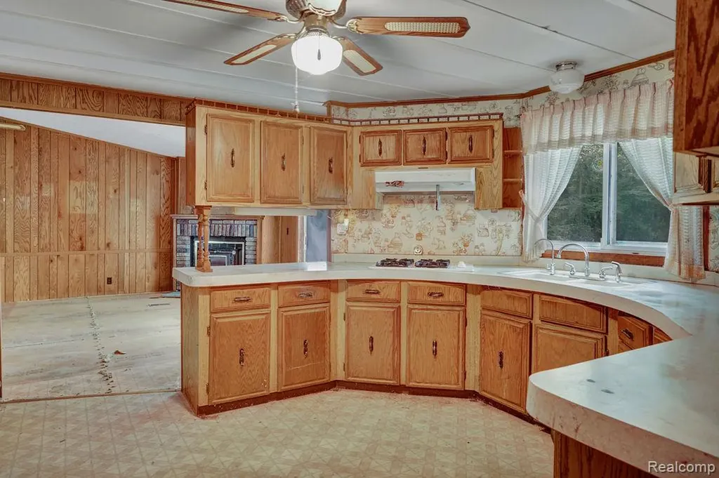 4137 Port Austin Road Lake Township MI 48725