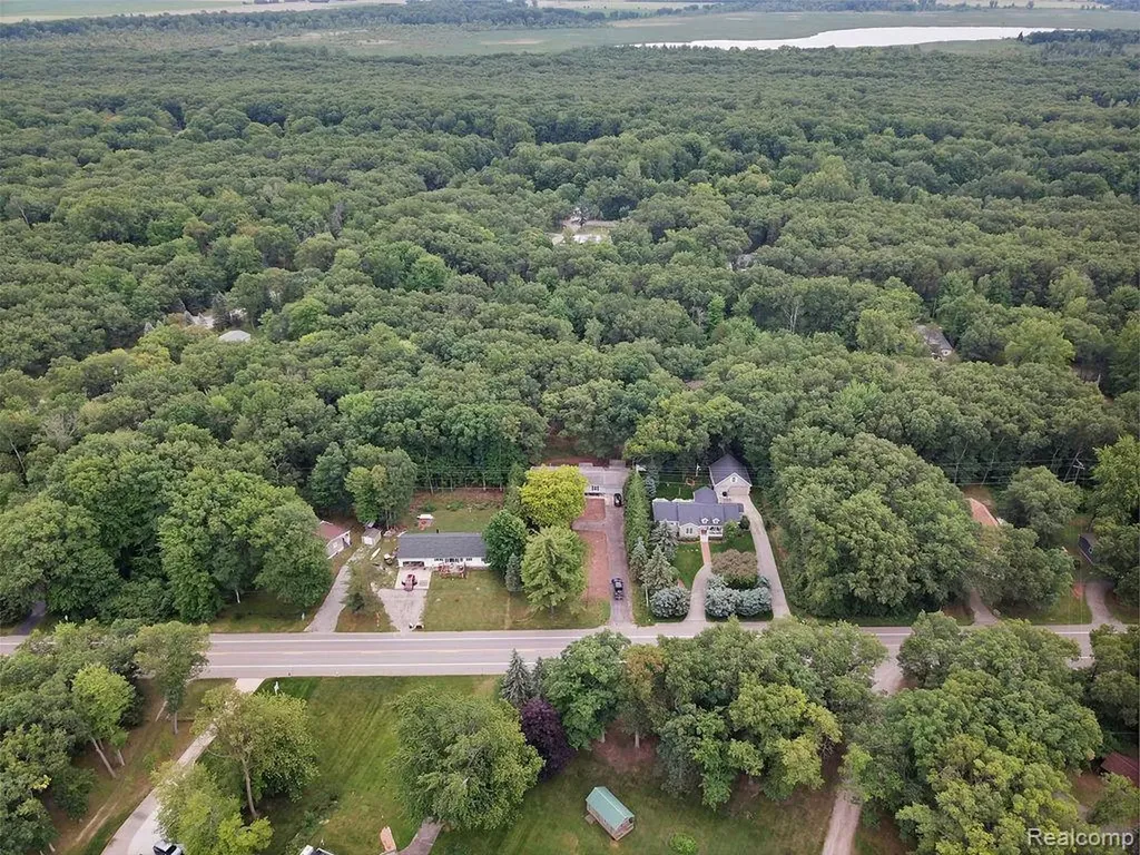 4137 Port Austin Road Lake Township MI 48725