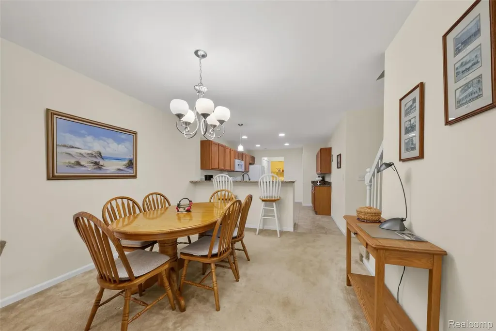 1122 Abbey Court Westland City MI 48185