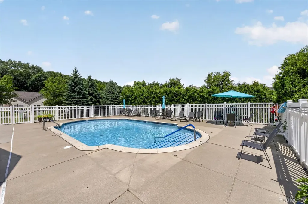 1122 Abbey Court Westland City MI 48185