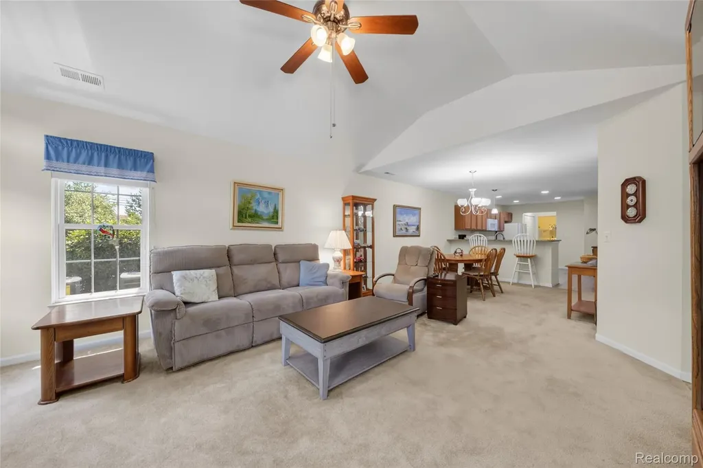 1122 Abbey Court Westland City MI 48185