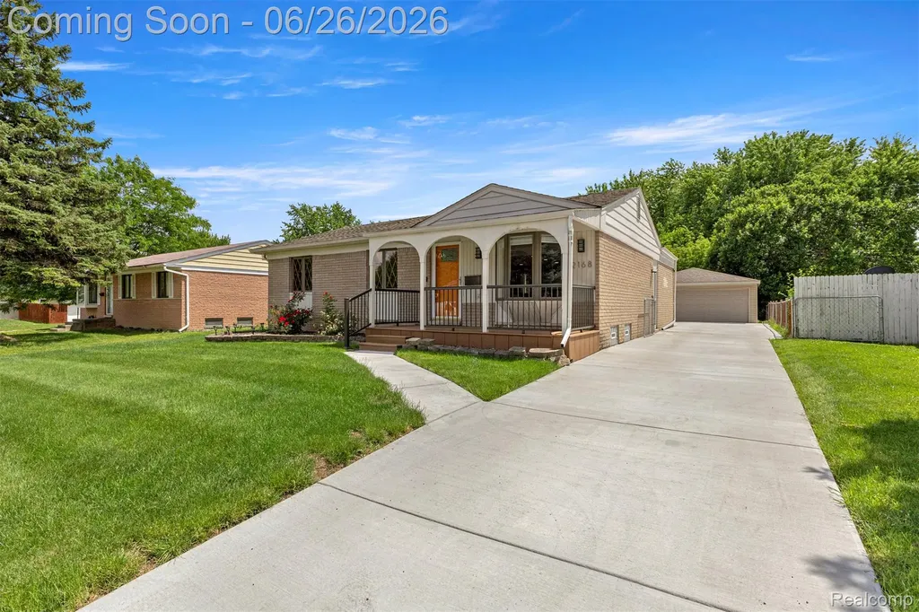 2168 Garry Drive Troy City MI 48083