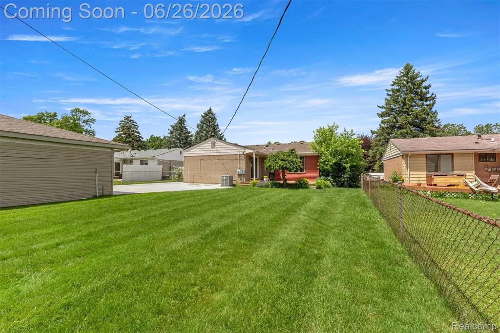 2168 Garry Drive Troy City MI 48083