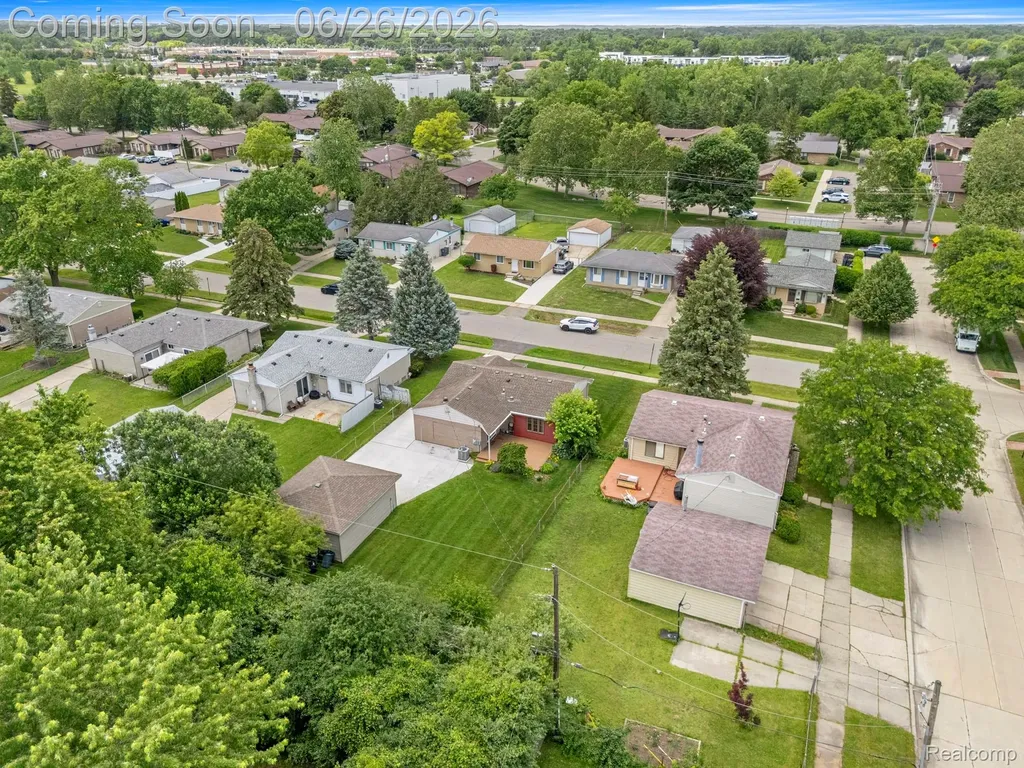 2168 Garry Drive Troy City MI 48083