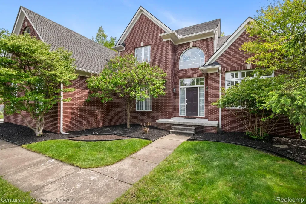 27852 Larson Lane Farmington Hills City MI 48331