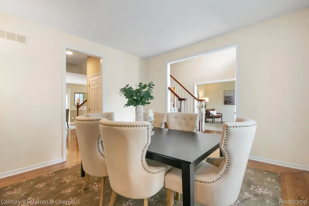 27852 Larson Lane Farmington Hills City MI 48331