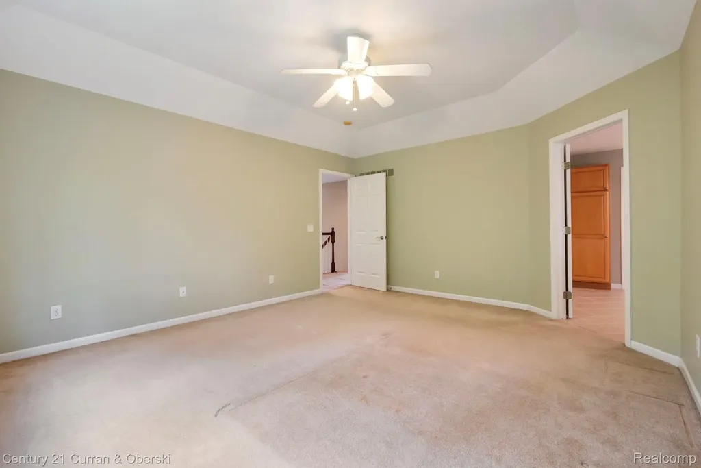 27852 Larson Lane Farmington Hills City MI 48331