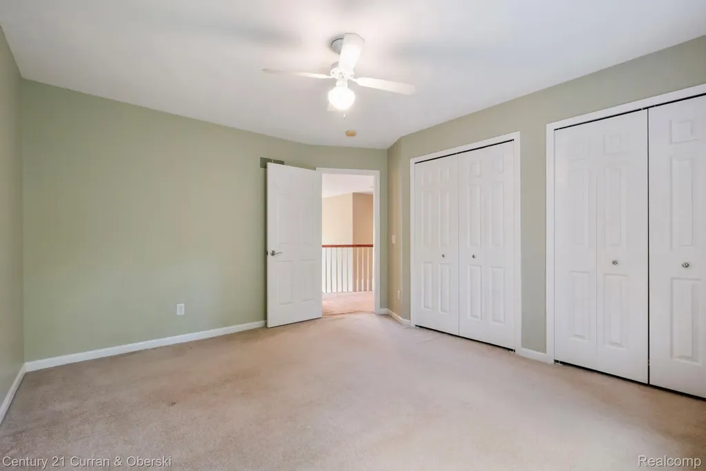 27852 Larson Lane Farmington Hills City MI 48331