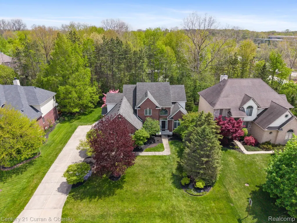 27852 Larson Lane Farmington Hills City MI 48331
