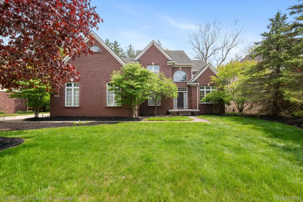 27852 Larson Lane Farmington Hills City MI 48331