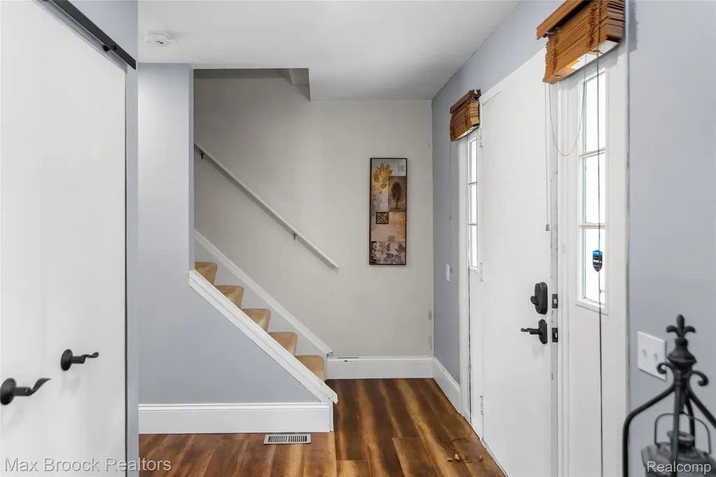 5484 Kingsfield Drive West Bloomfield Charter Township MI 48322