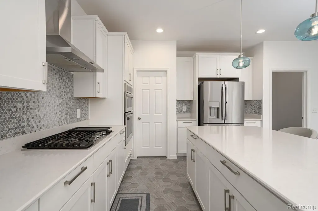 48904 Carnegie Way Macomb Township MI 48042