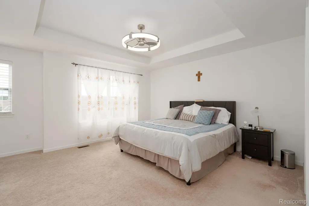 48904 Carnegie Way Macomb Township MI 48042