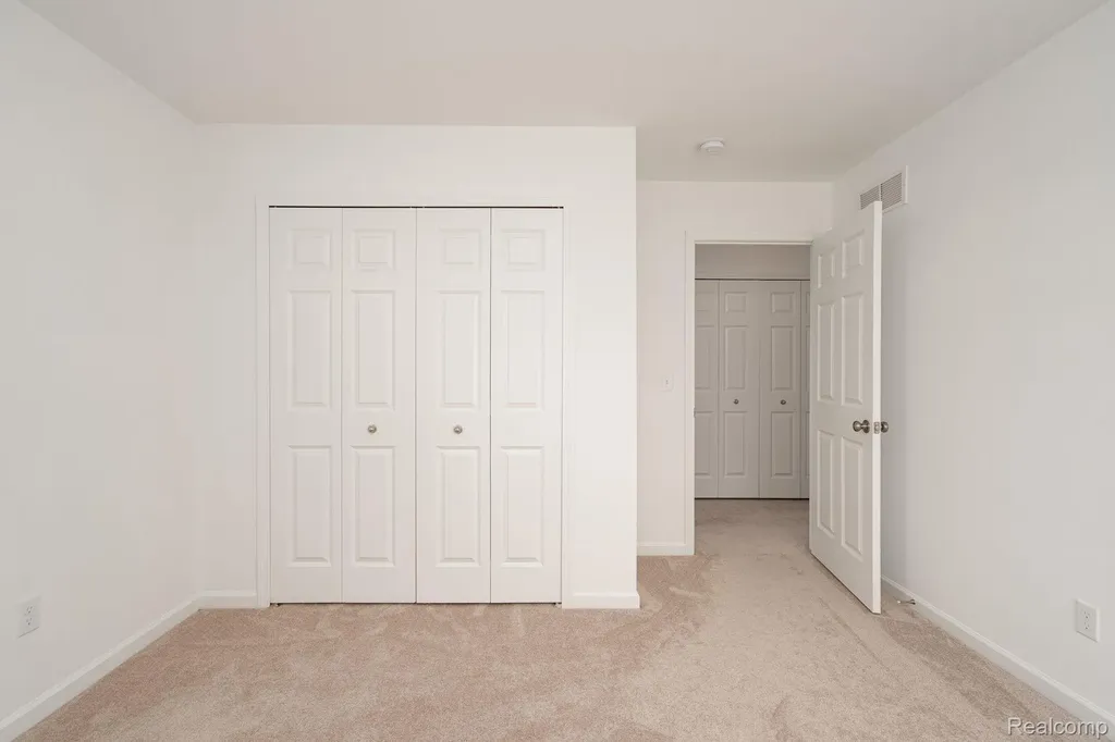 48904 Carnegie Way Macomb Township MI 48042