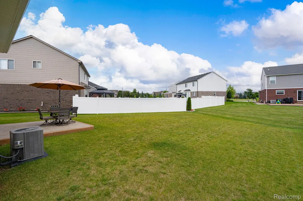 48904 Carnegie Way Macomb Township MI 48042