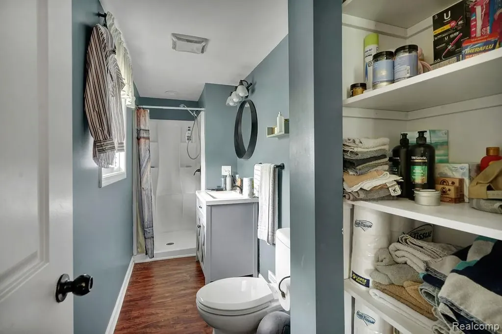 5607 Genesee Avenue Otter Lake Village MI 48464