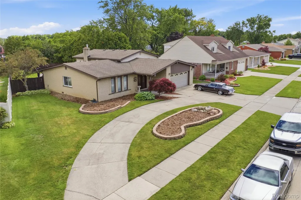 14137 Cranbrook Street Riverview City MI 48193