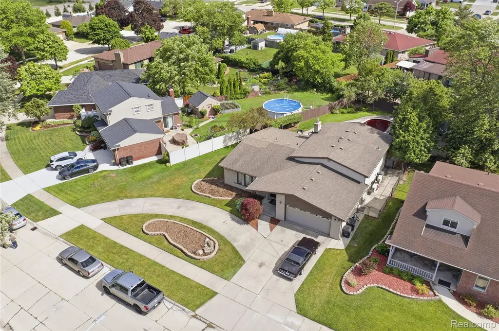 14137 Cranbrook Street Riverview City MI 48193