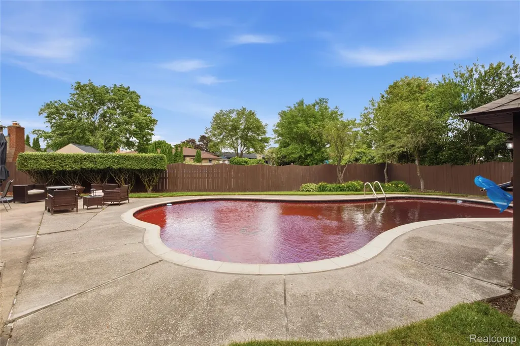 14137 Cranbrook Street Riverview City MI 48193