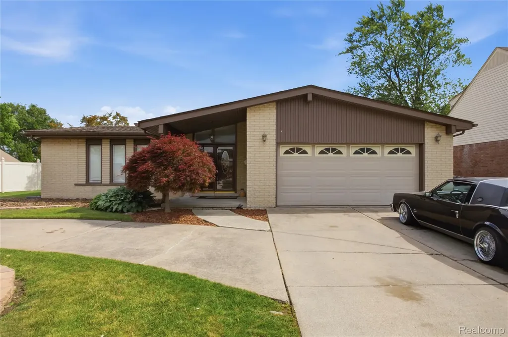 14137 Cranbrook Street Riverview City MI 48193