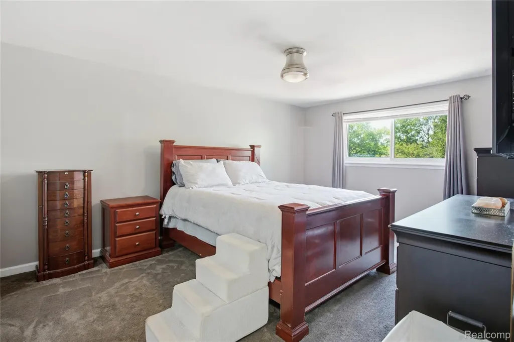 14137 Cranbrook Street Riverview City MI 48193