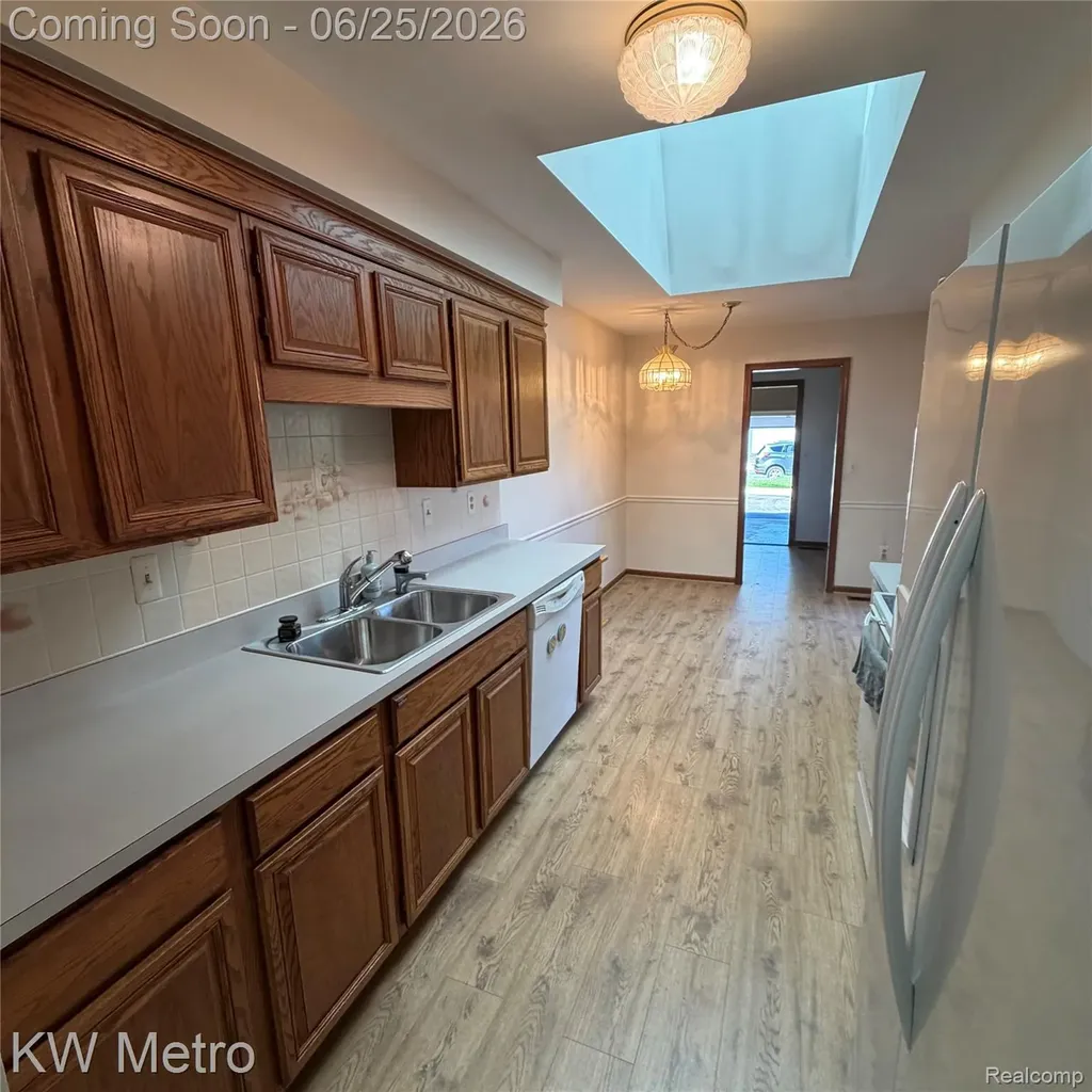 49429 Ferrisburg Court Shelby Charter Township MI 48315