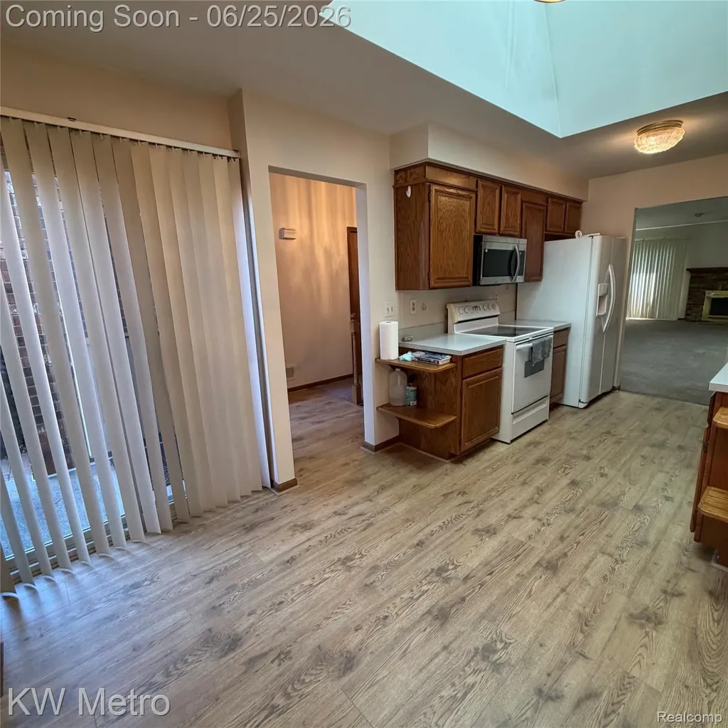 49429 Ferrisburg Court Shelby Charter Township MI 48315