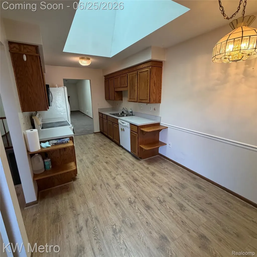 49429 Ferrisburg Court Shelby Charter Township MI 48315