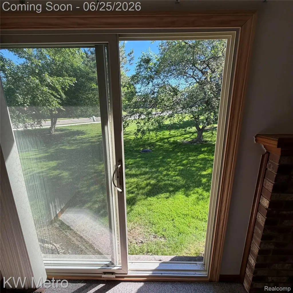 49429 Ferrisburg Court Shelby Charter Township MI 48315