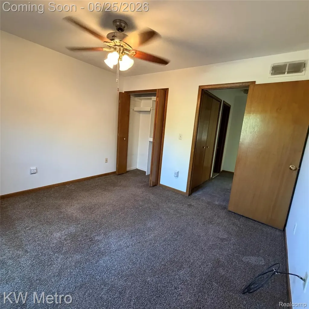 49429 Ferrisburg Court Shelby Charter Township MI 48315