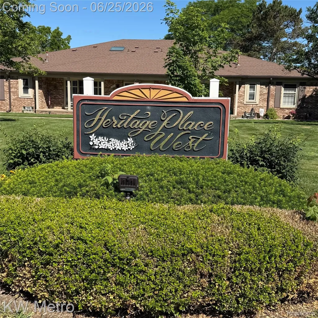 49429 Ferrisburg Court Shelby Charter Township MI 48315
