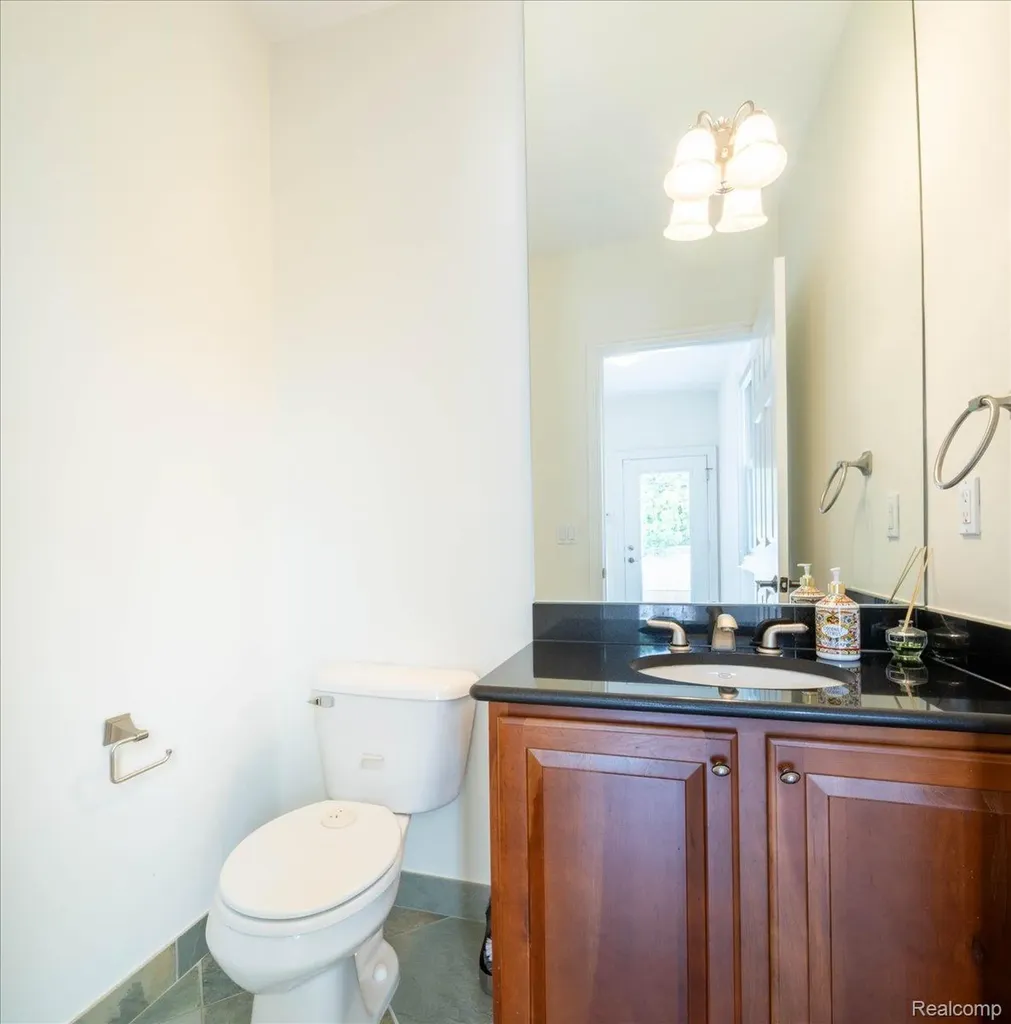 717 S Kenwood Avenue Royal Oak City MI 48067