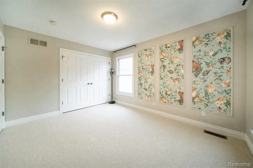 717 S Kenwood Avenue Royal Oak City MI 48067