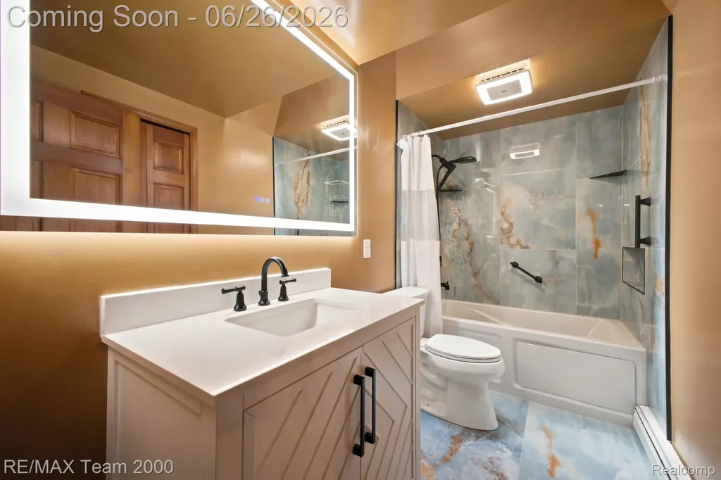 23511 Cliffview Court Farmington Hills City MI 48336