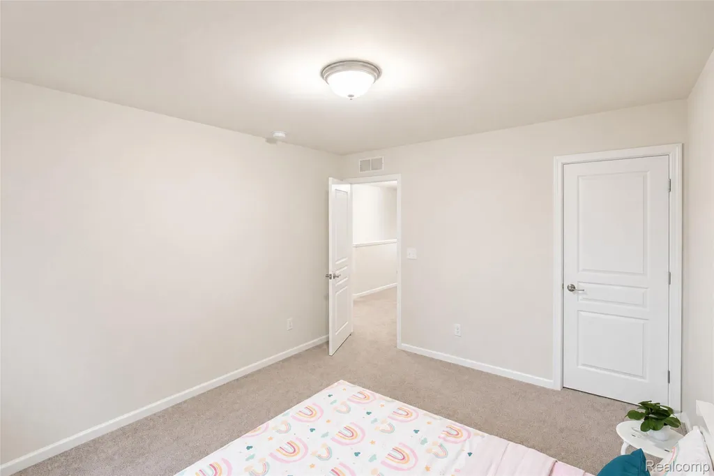 30081 Braeburn Street Lyon Charter Township MI 48165