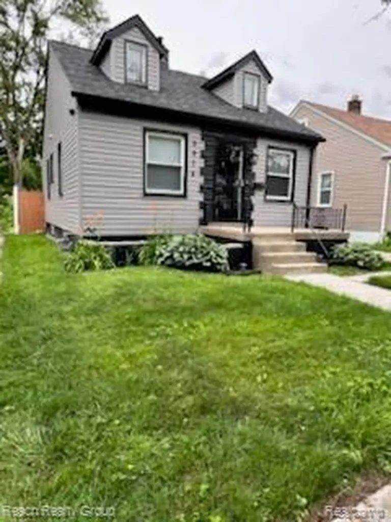 9974 Mettetal Street Detroit City MI 48227
