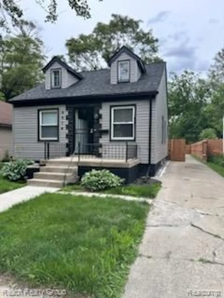 9974 Mettetal Street Detroit City MI 48227