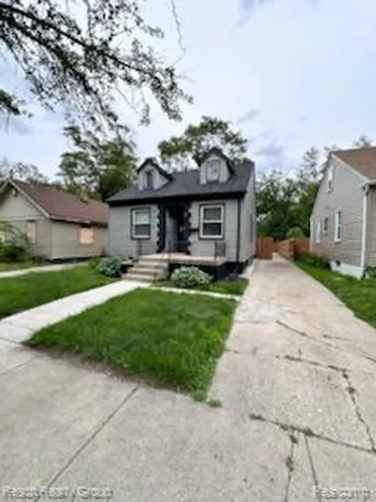 9974 Mettetal Street Detroit City MI 48227