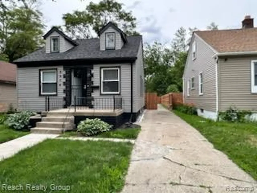 9974 Mettetal Street Detroit City MI 48227