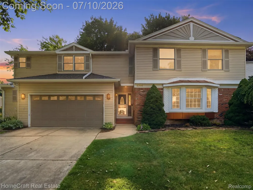 1744 Walnut Ridge Circle Canton Charter Township MI 48187