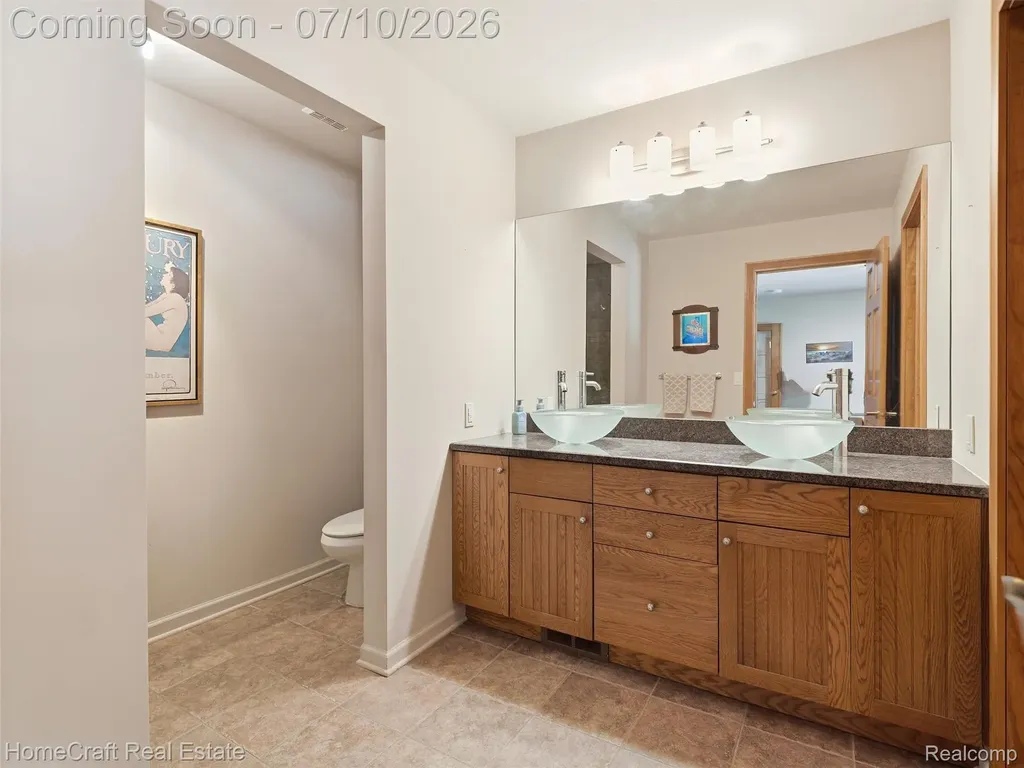1744 Walnut Ridge Circle Canton Charter Township MI 48187