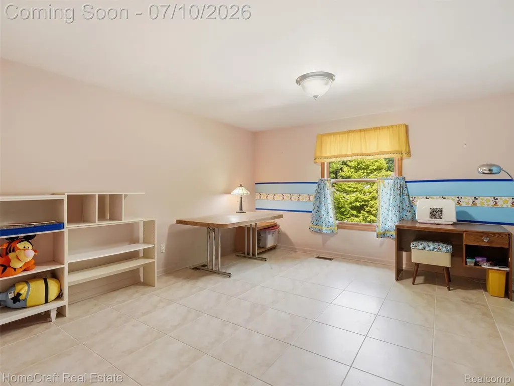 1744 Walnut Ridge Circle Canton Charter Township MI 48187