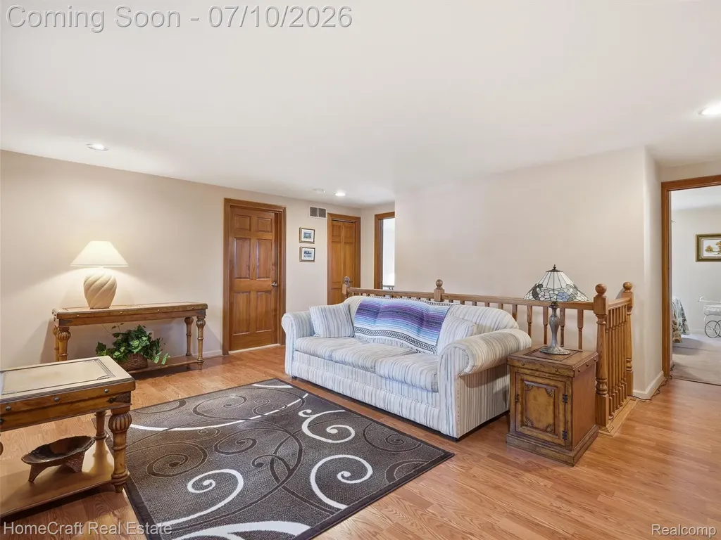1744 Walnut Ridge Circle Canton Charter Township MI 48187