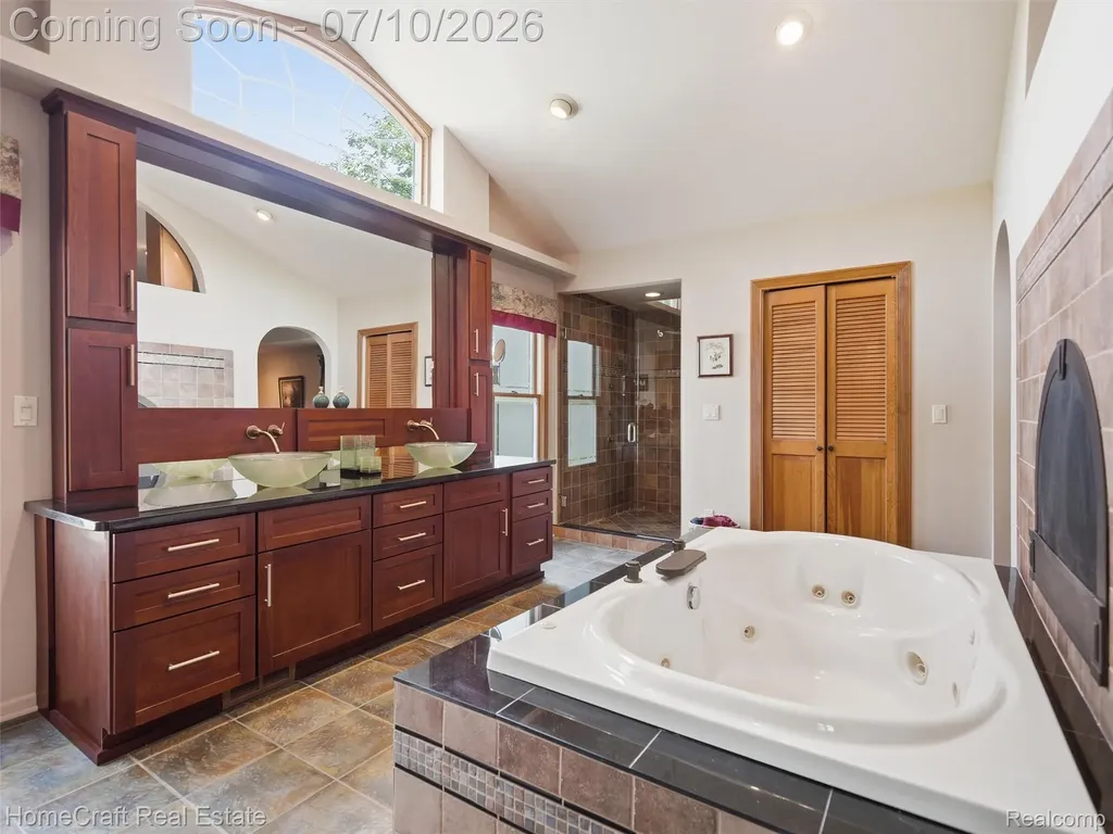 1744 Walnut Ridge Circle Canton Charter Township MI 48187