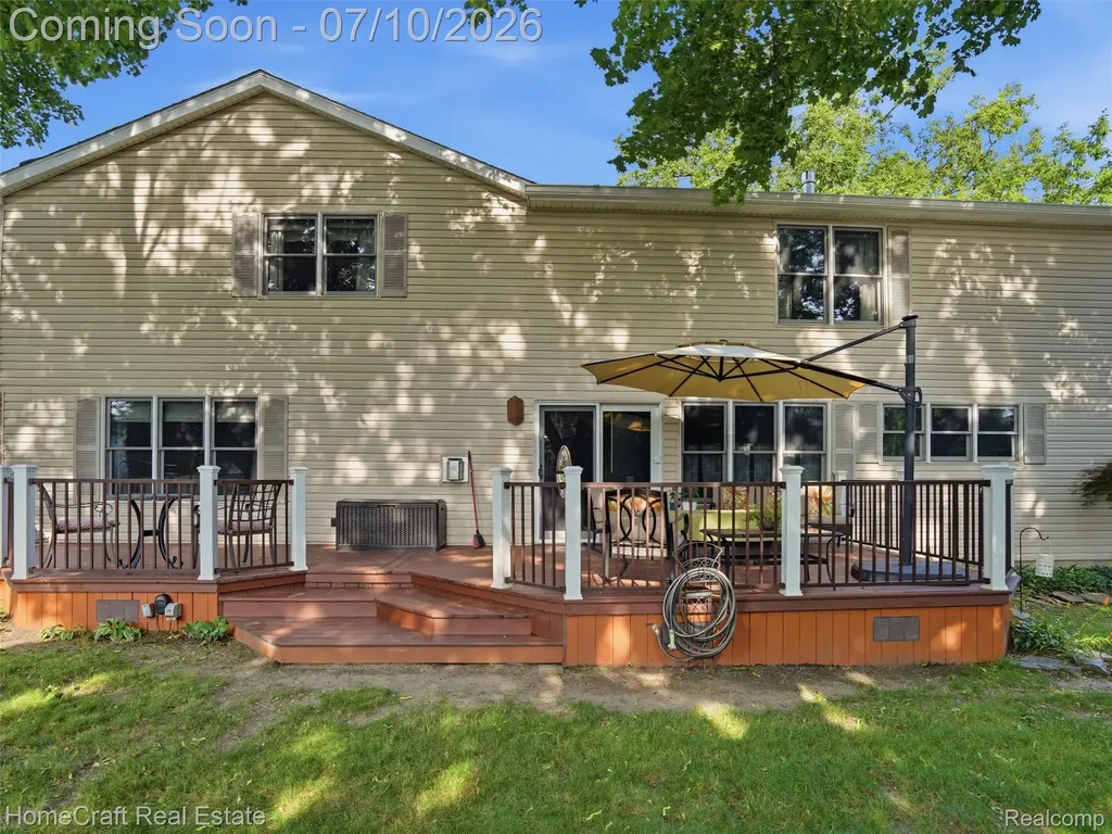 1744 Walnut Ridge Circle Canton Charter Township MI 48187