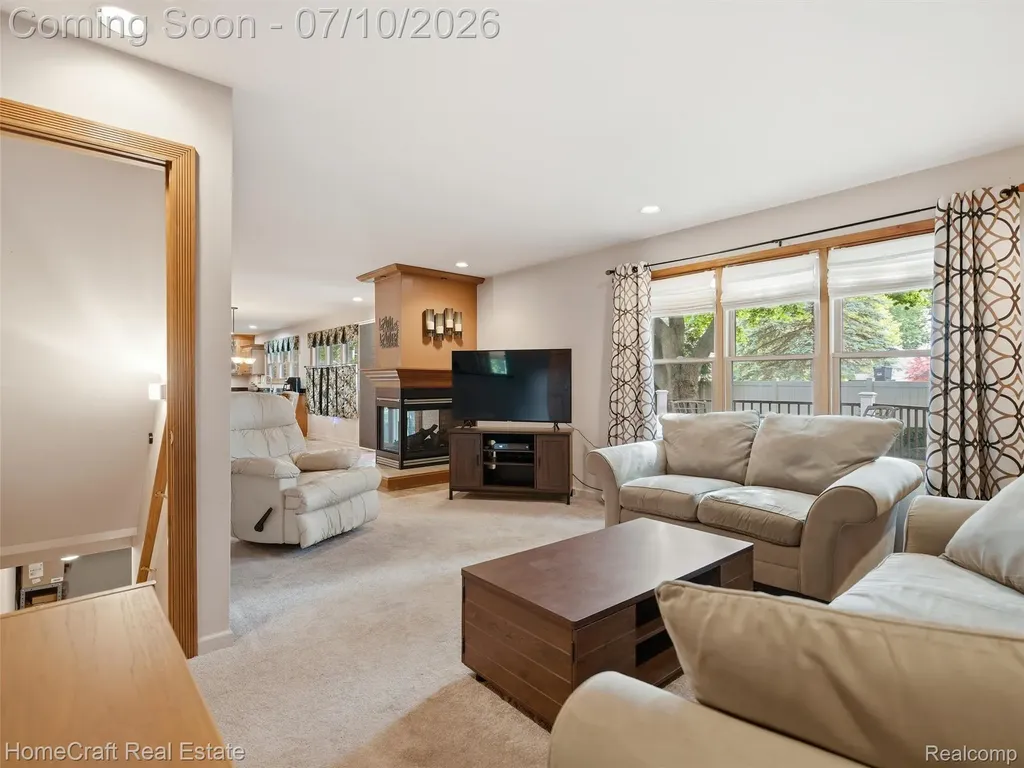 1744 Walnut Ridge Circle Canton Charter Township MI 48187